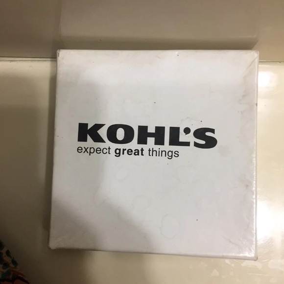 6 layers necklace set new without tags in  box - Picture 5 of 5